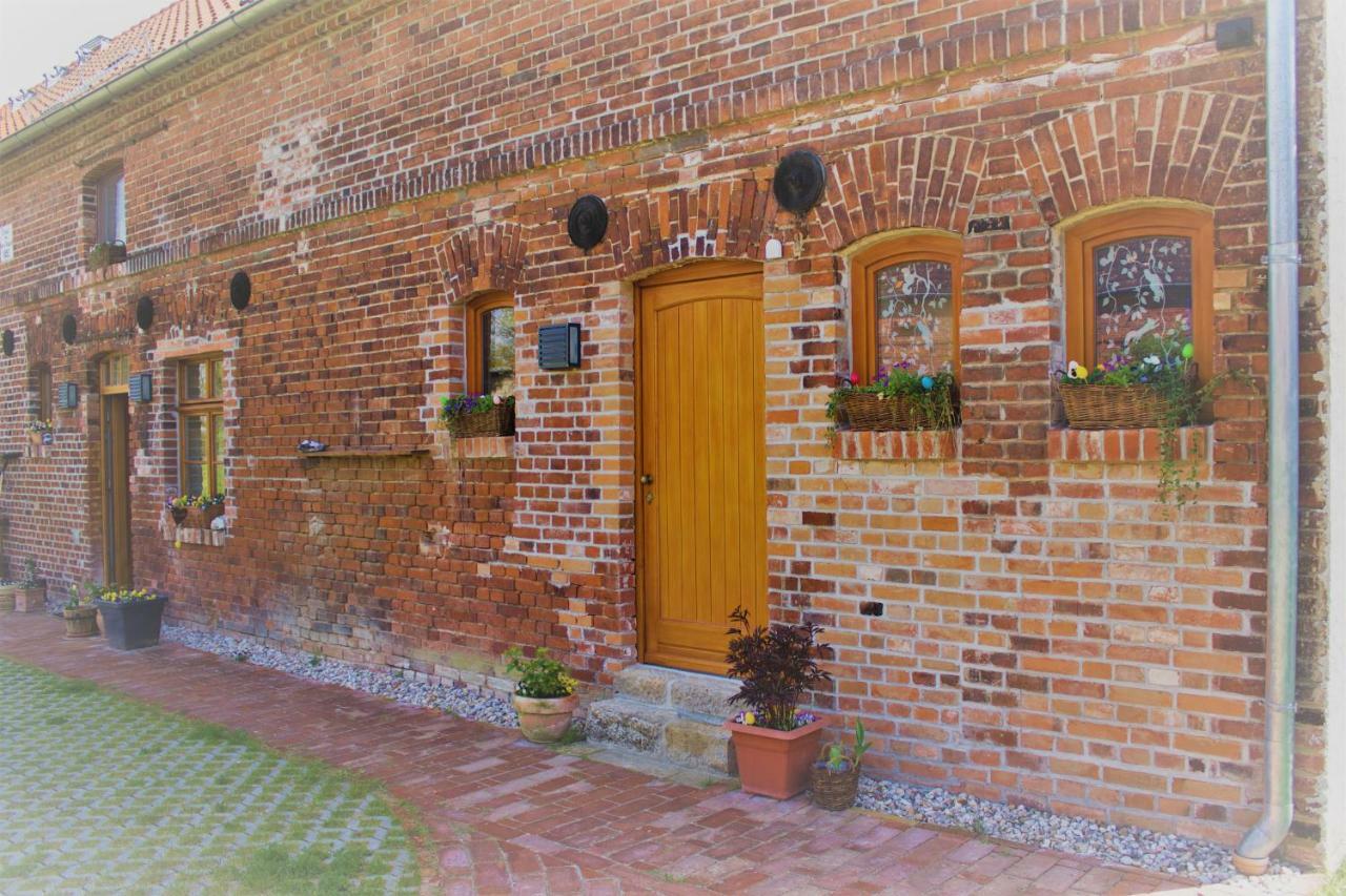 An Den Elbwiesen Gaestezimmer "Weissstorch" Nur Nichtraucher Dommitzsch Exterior foto